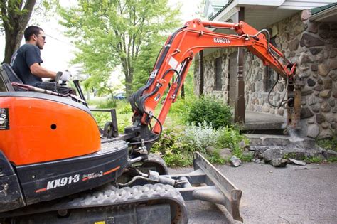 mini excavation saint-hubert|Excavation Montréal Rive.